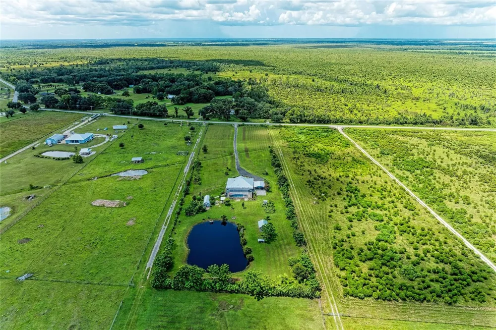 7635 WAUCHULA ROAD Myakka City, FL 34251