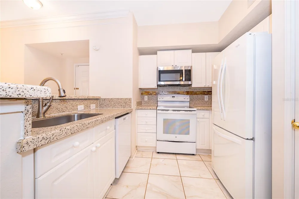 315 GRAND MAGNOLIA AVENUE #207 Celebration, FL 34747