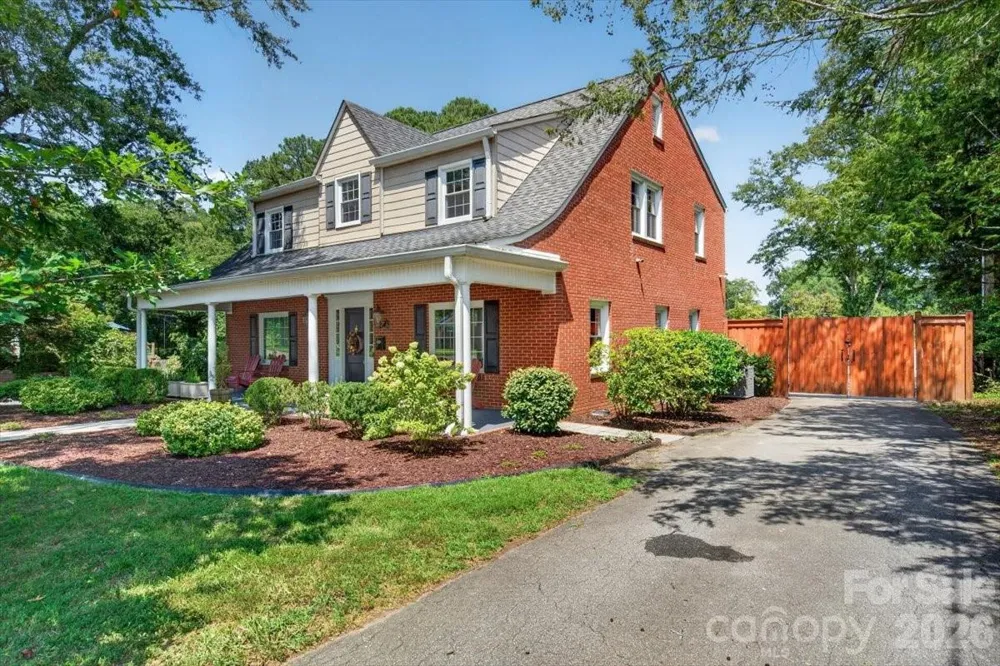638 Carolina Avenue Gastonia, NC 28052