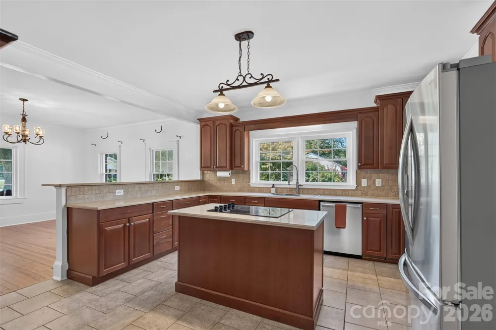 638 Carolina Avenue Gastonia, NC 28052