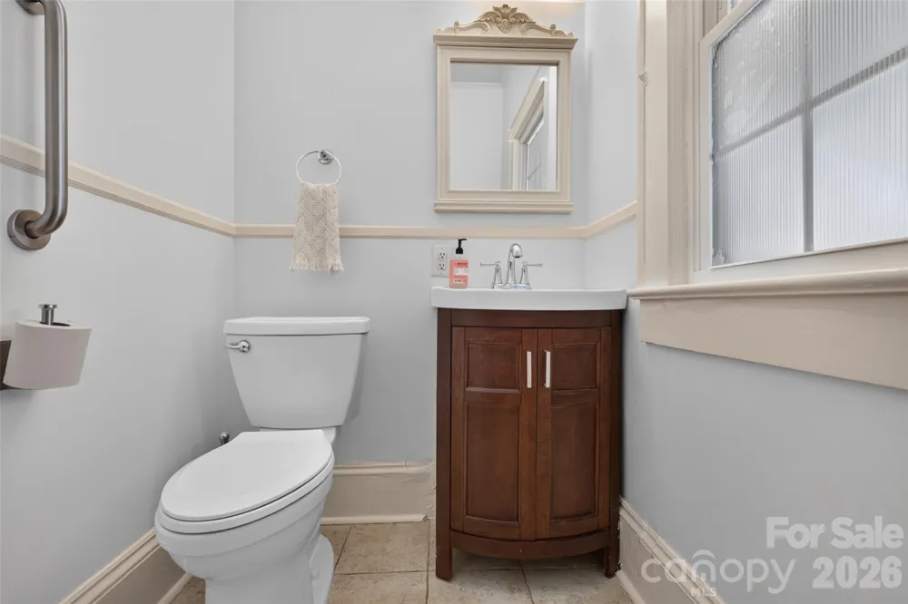 638 Carolina Avenue Gastonia, NC 28052