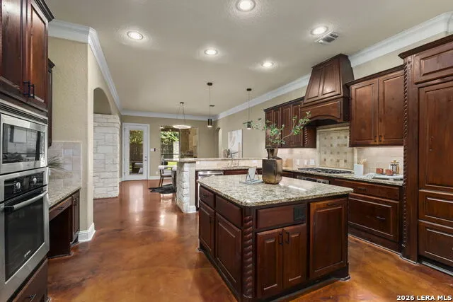 1911 Far Niente San Antonio, TX 78258