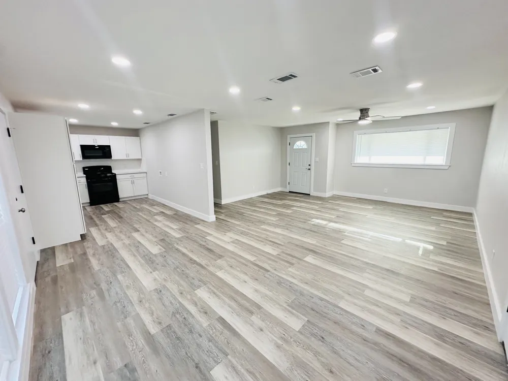 2116 Pinecrest Drive Tyler, TX 75701
