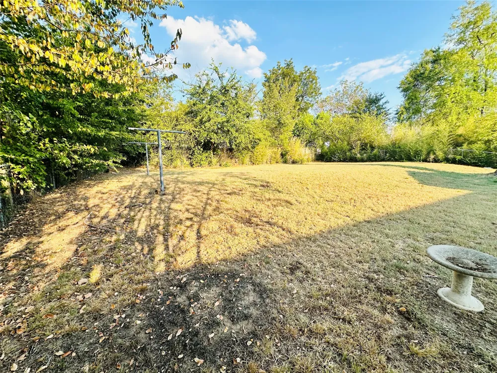 2116 Pinecrest Drive Tyler, TX 75701