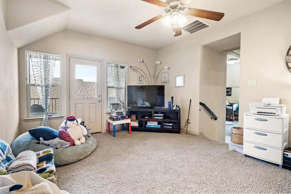 2459 Embleton Drive Lewisville, TX 75067