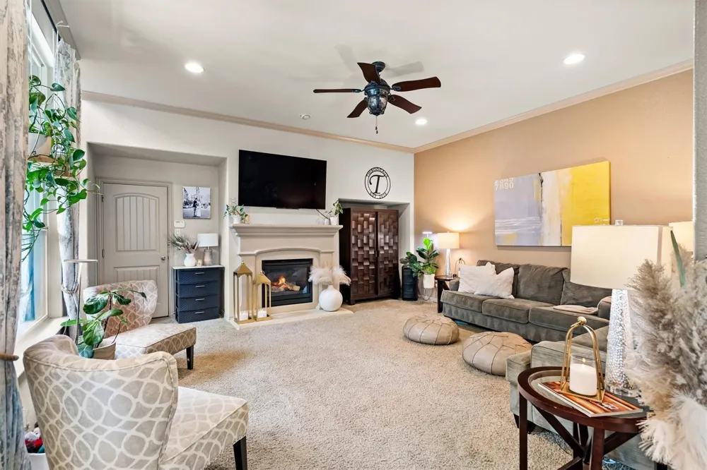 2459 Embleton Drive Lewisville, TX 75067