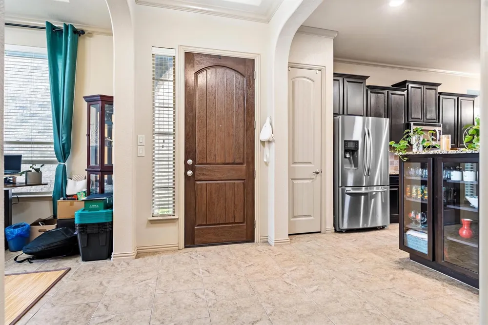 2459 Embleton Drive Lewisville, TX 75067