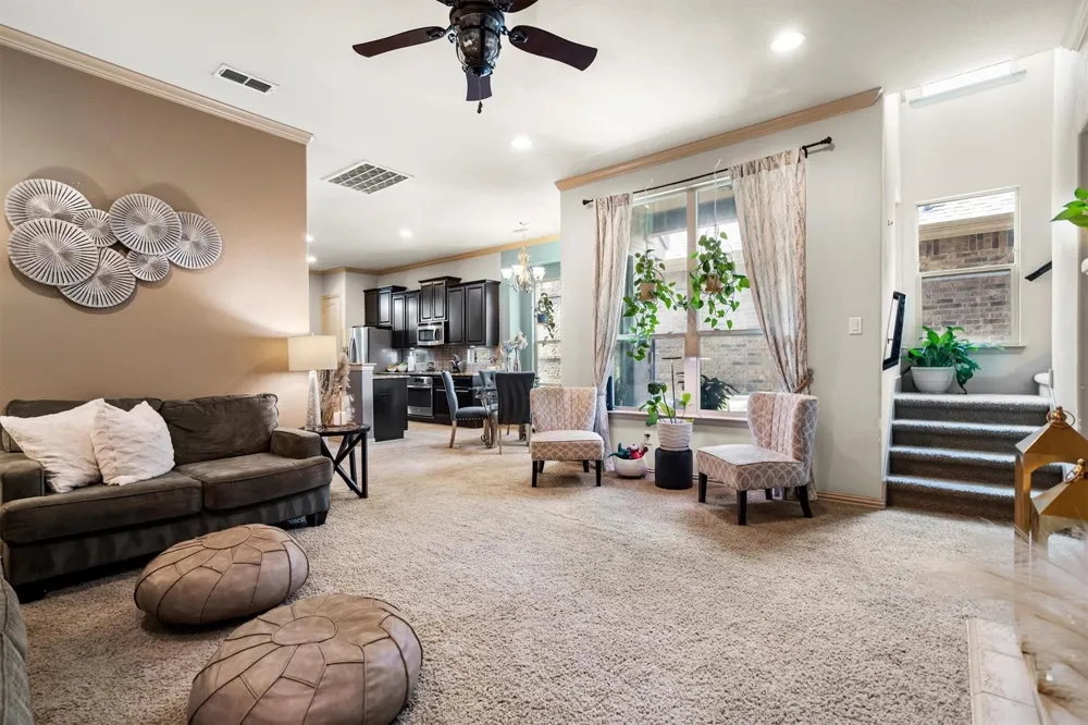 2459 Embleton Drive Lewisville, TX 75067