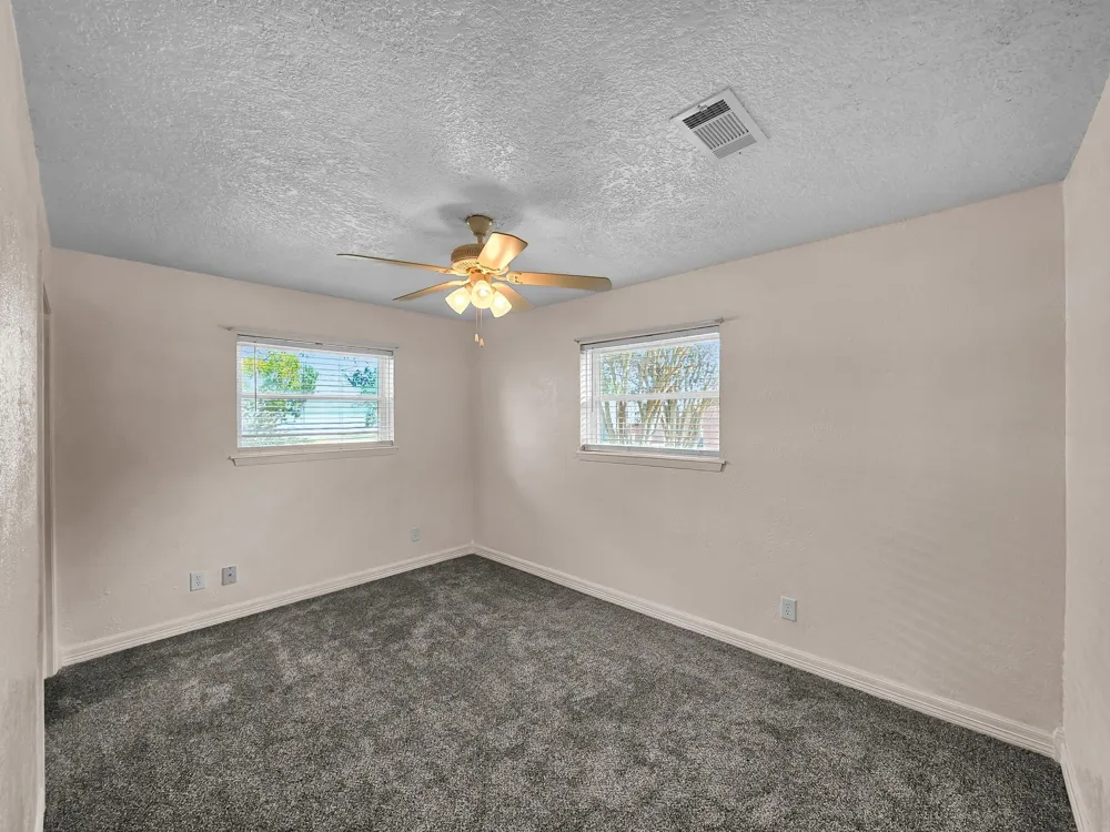 300 Fishermans Bend Dr Point Blank, TX 77364