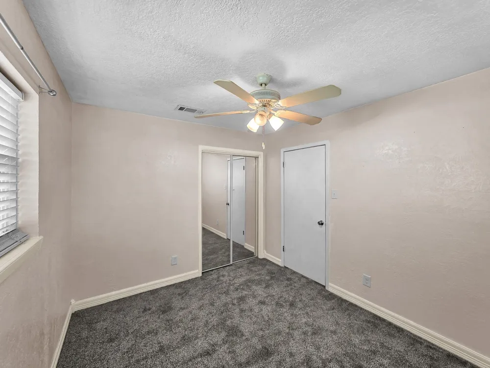 300 Fishermans Bend Dr Point Blank, TX 77364