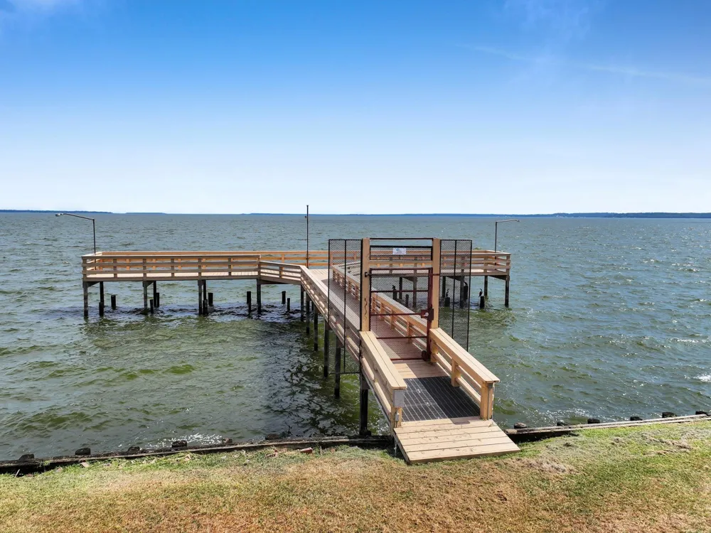 300 Fishermans Bend Dr Point Blank, TX 77364