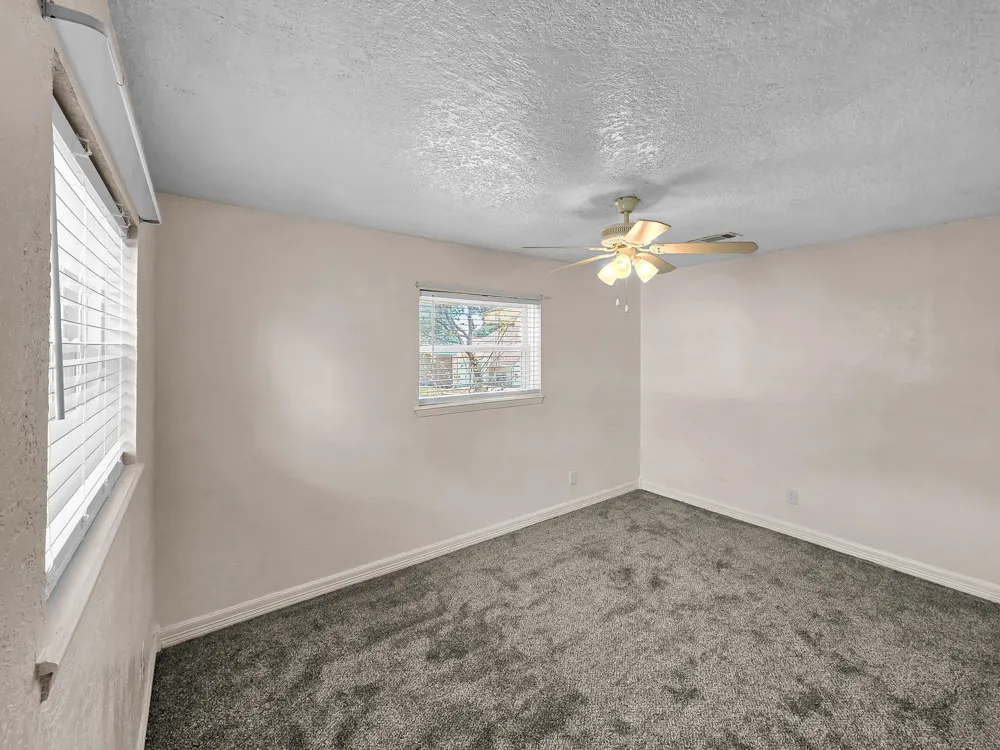 300 Fishermans Bend Dr Point Blank, TX 77364