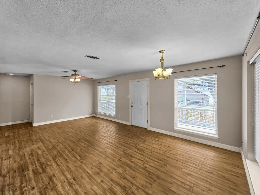300 Fishermans Bend Dr Point Blank, TX 77364