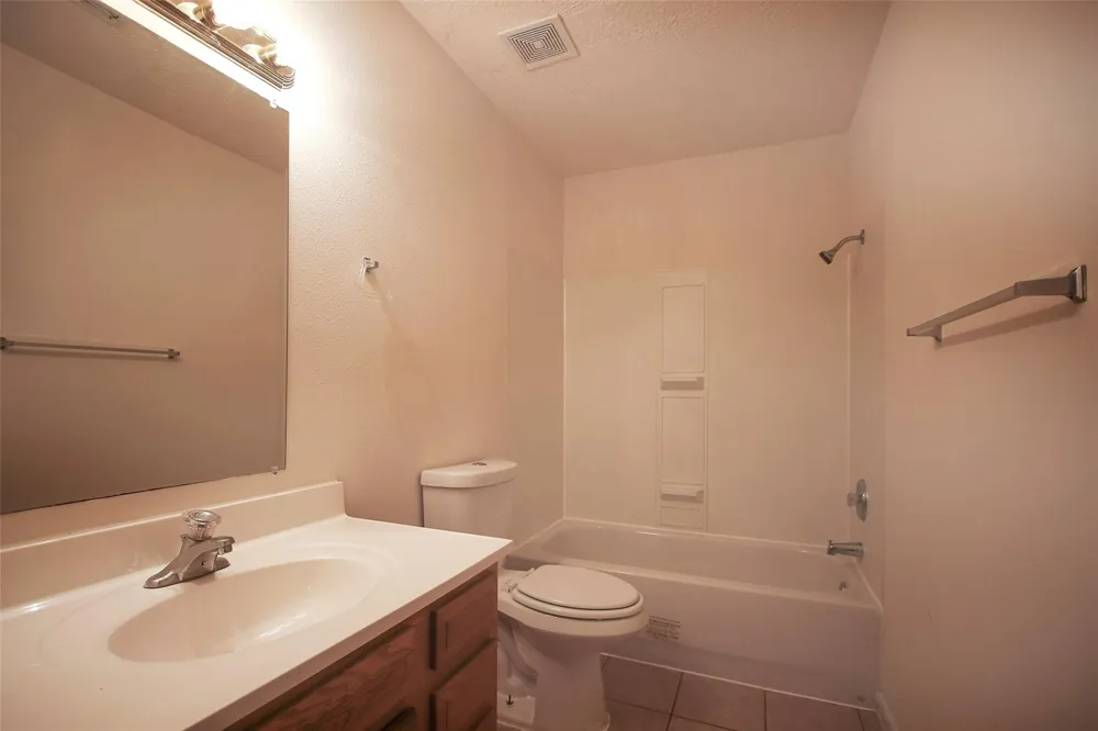 1210 Robert Street Baytown, TX 77521