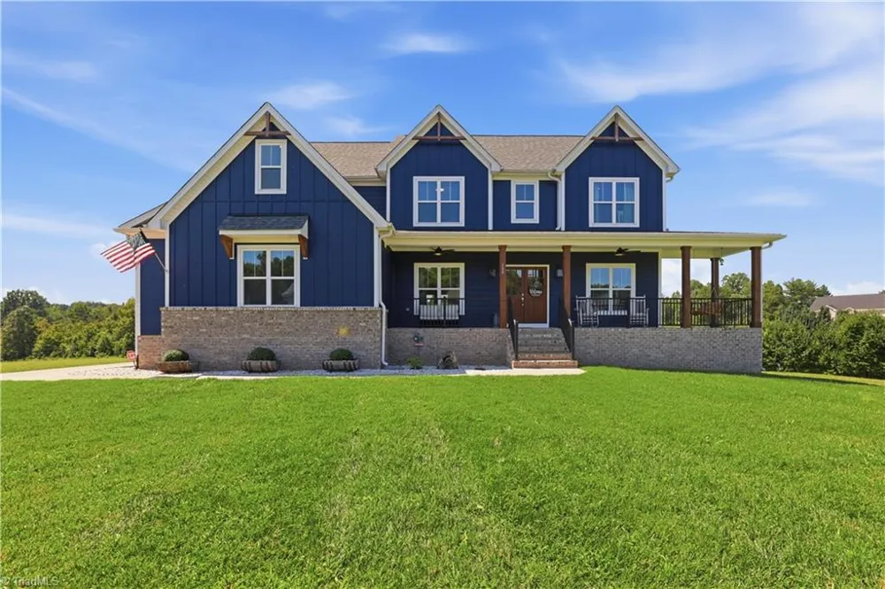 180 Eagle's Landing Lane Mocksville, NC 27028