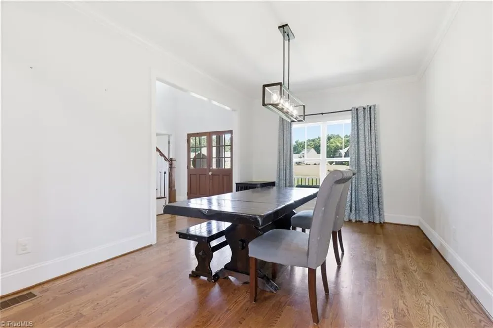 180 Eagle's Landing Lane Mocksville, NC 27028