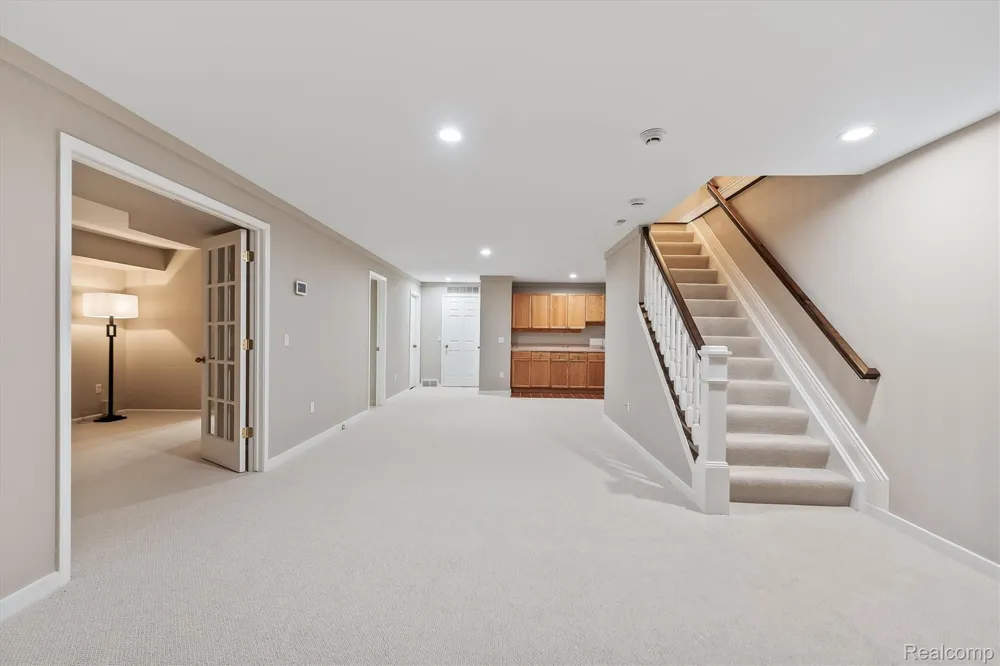 4082 Cranbrook Court Bloomfield Charter Township, MI 48301