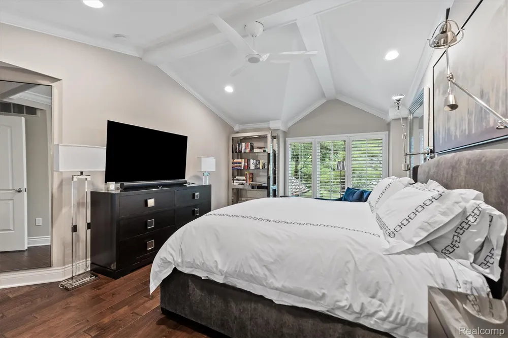 4082 Cranbrook Court Bloomfield Charter Township, MI 48301