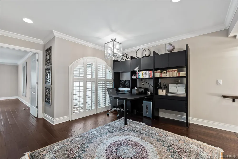 4082 Cranbrook Court Bloomfield Charter Township, MI 48301