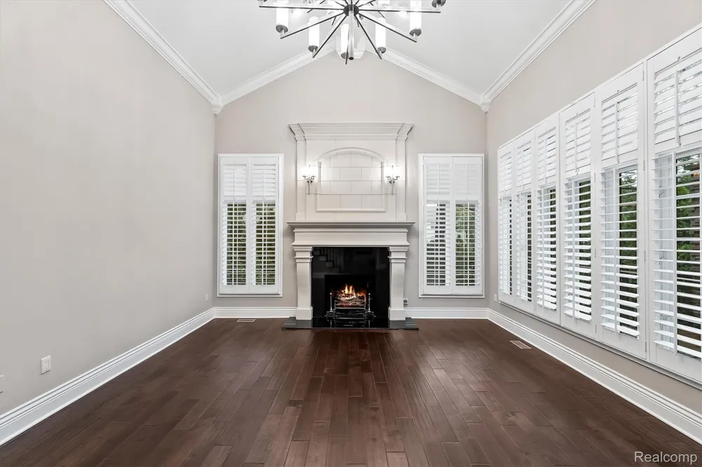 4082 Cranbrook Court Bloomfield Charter Township, MI 48301