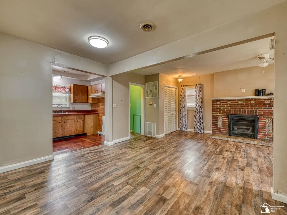 3326 10th Street Frenchtown Township, MI 48162