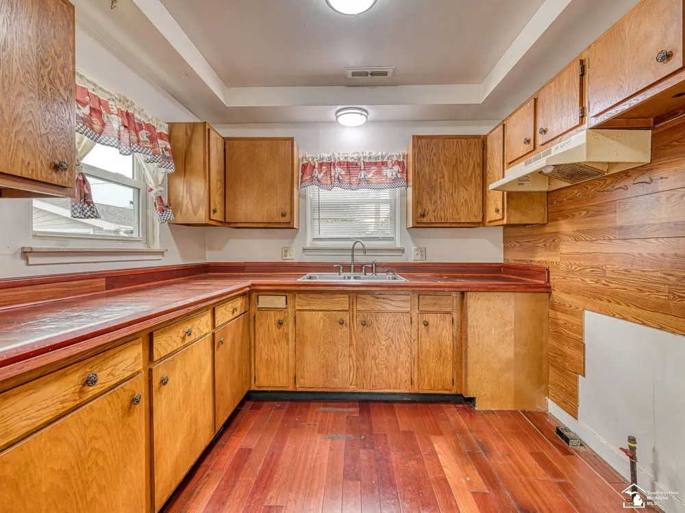 3326 10th Street Frenchtown Township, MI 48162