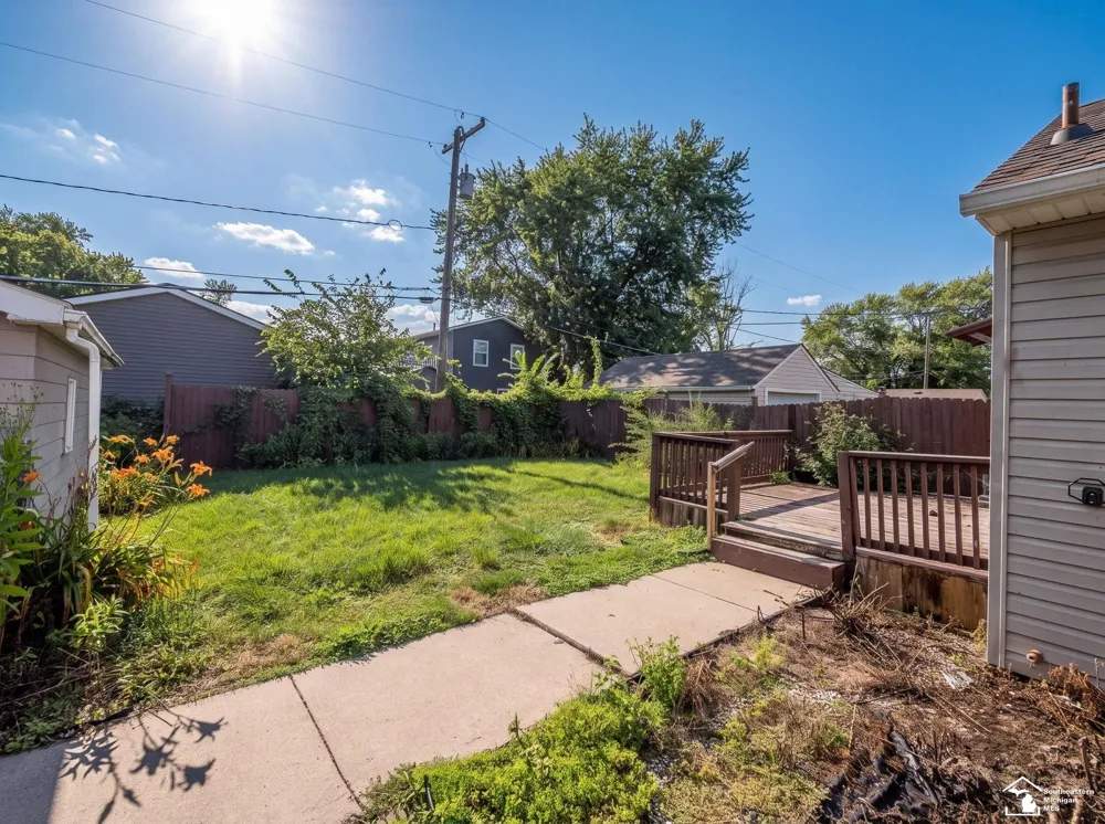3326 10th Street Frenchtown Township, MI 48162
