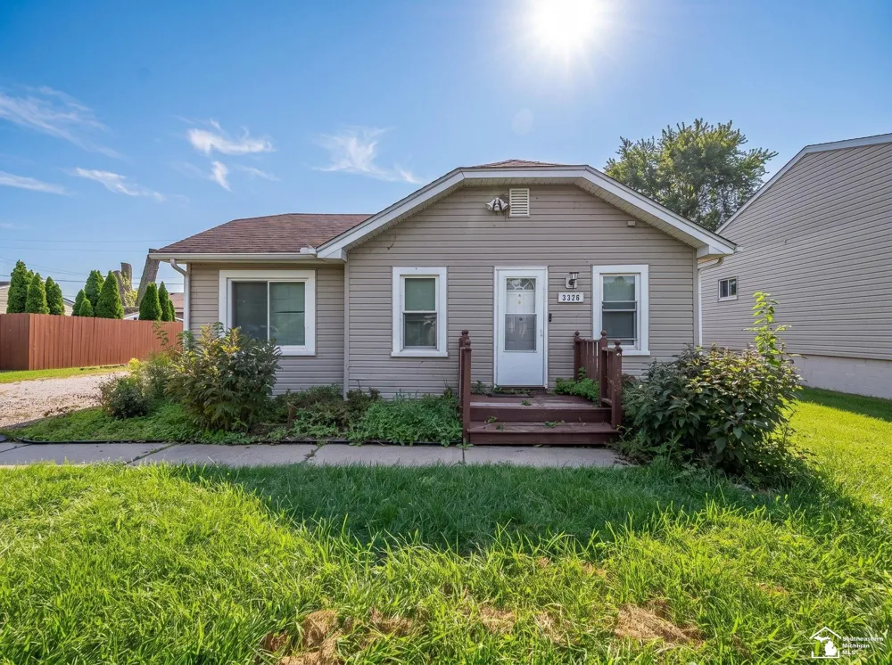 3326 10th Street Frenchtown Township, MI 48162