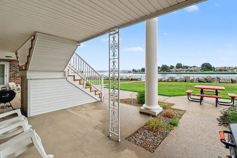 304 S Ferry Street #3 Ludington City, MI 49431