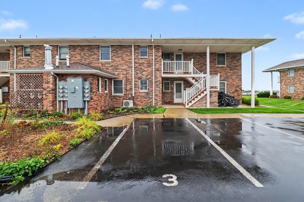 304 S Ferry Street #3 Ludington City, MI 49431