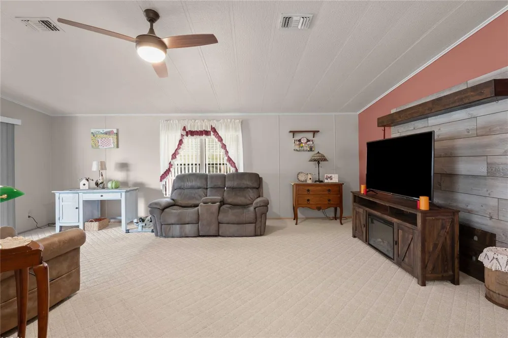 35037 MCCULLOUGHS LEAP Zephyrhills, FL 33541