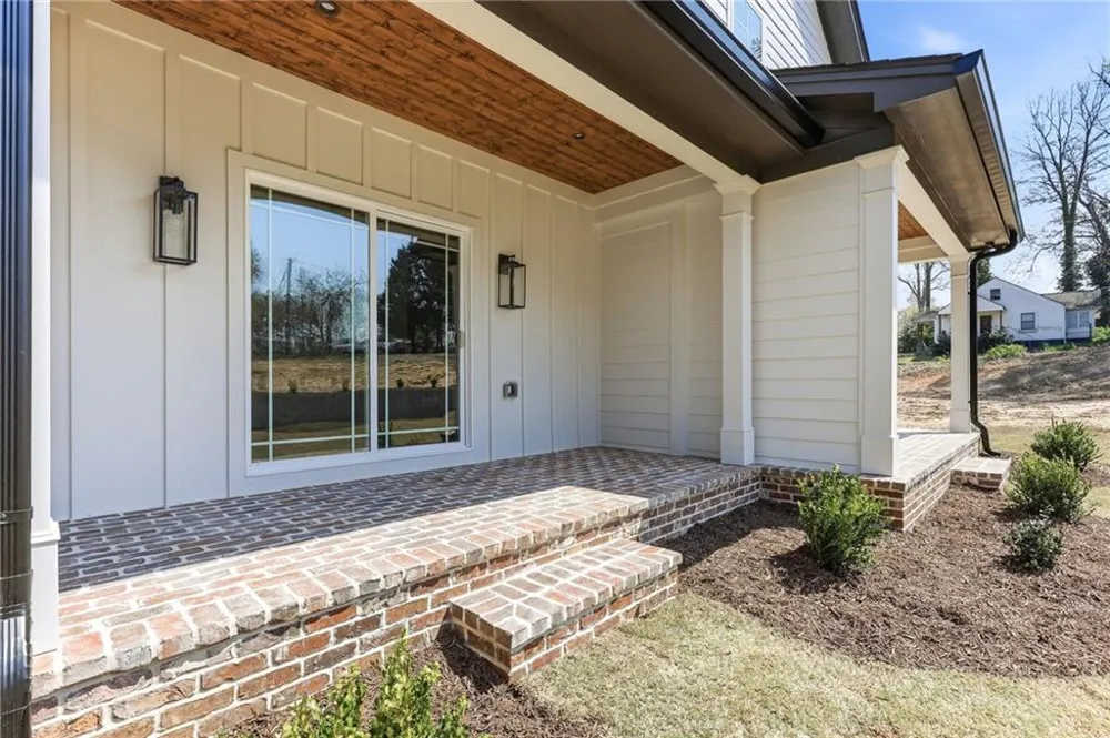 1123 Riverside Terrace Gainesville, GA 30501