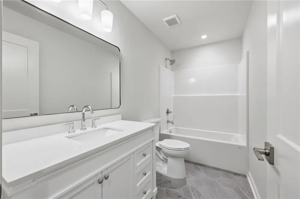 1123 Riverside Terrace Gainesville, GA 30501