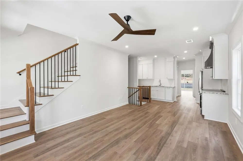 1123 Riverside Terrace Gainesville, GA 30501