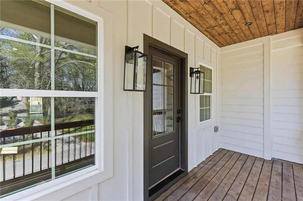 1121 Riverside Terrace Gainesville, GA 30501