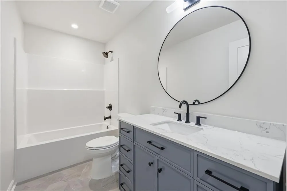 1121 Riverside Terrace Gainesville, GA 30501