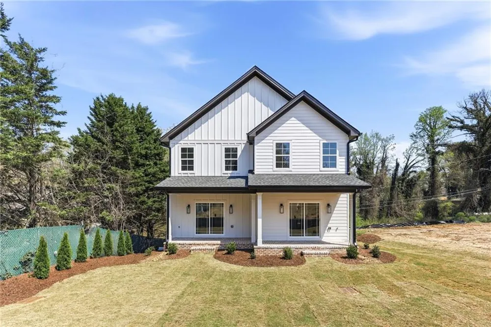 1121 Riverside Terrace Gainesville, GA 30501