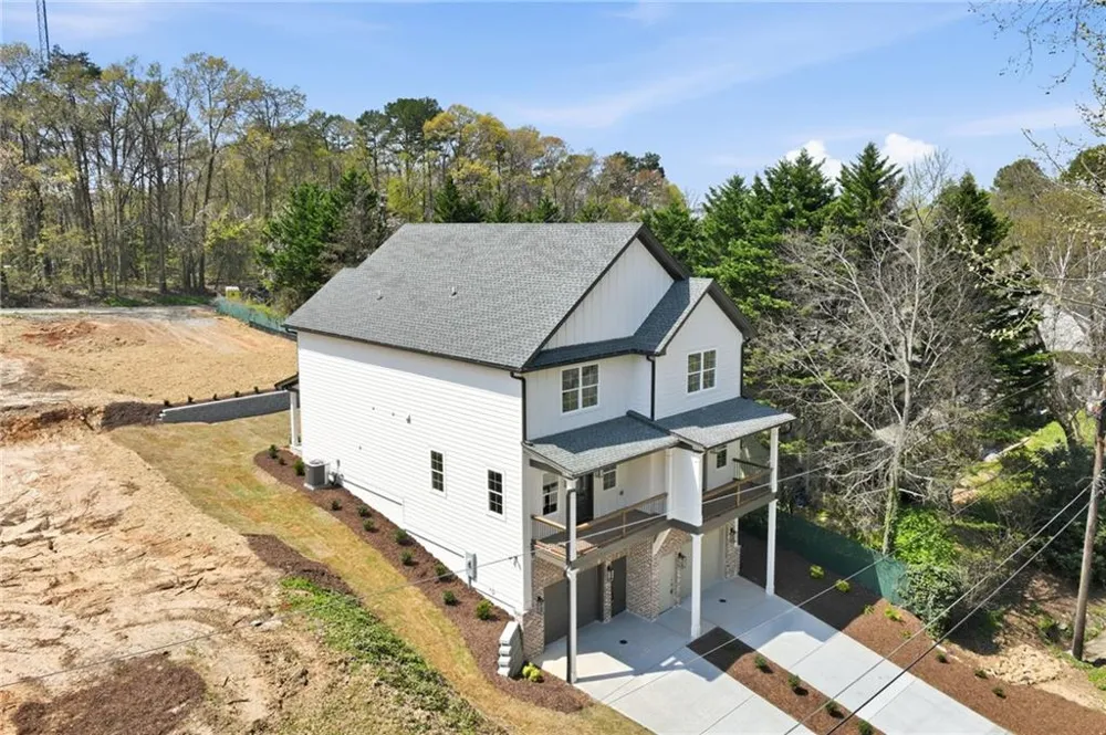 1121 Riverside Terrace Gainesville, GA 30501
