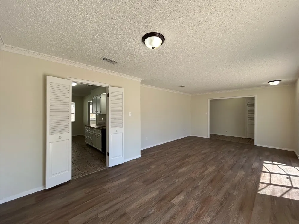 7229 Martha Lane Fort Worth, TX 76112