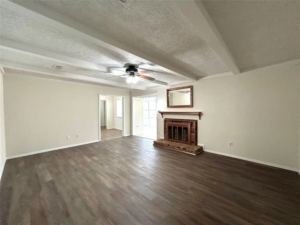 7229 Martha Lane Fort Worth, TX 76112