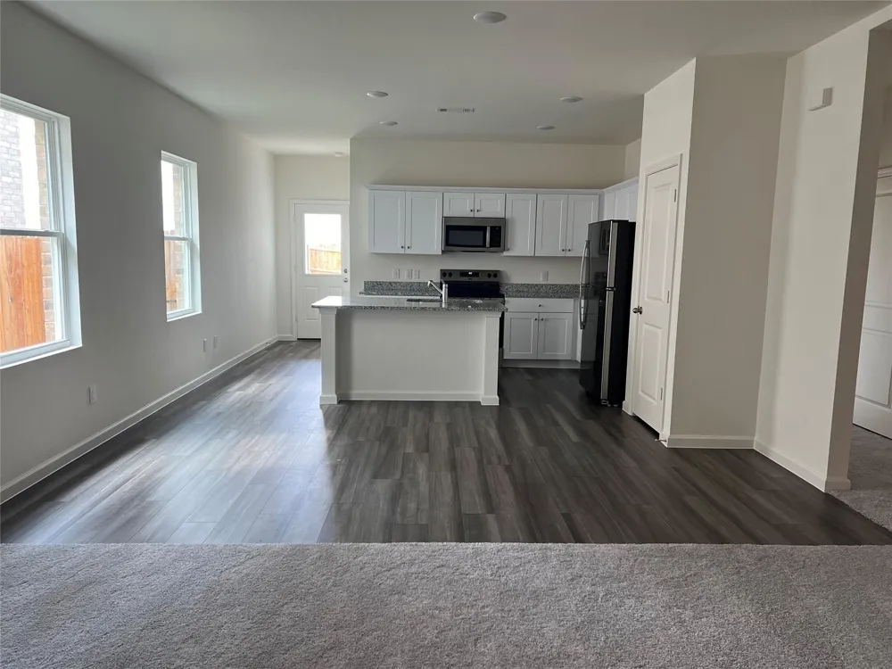 5925 Sahara Drive Forney, TX 75126