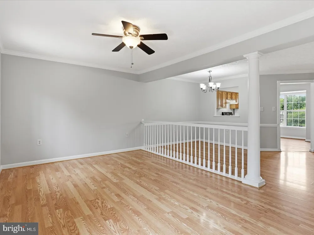 609 TAMMY TERRACE SE Leesburg, VA 20175