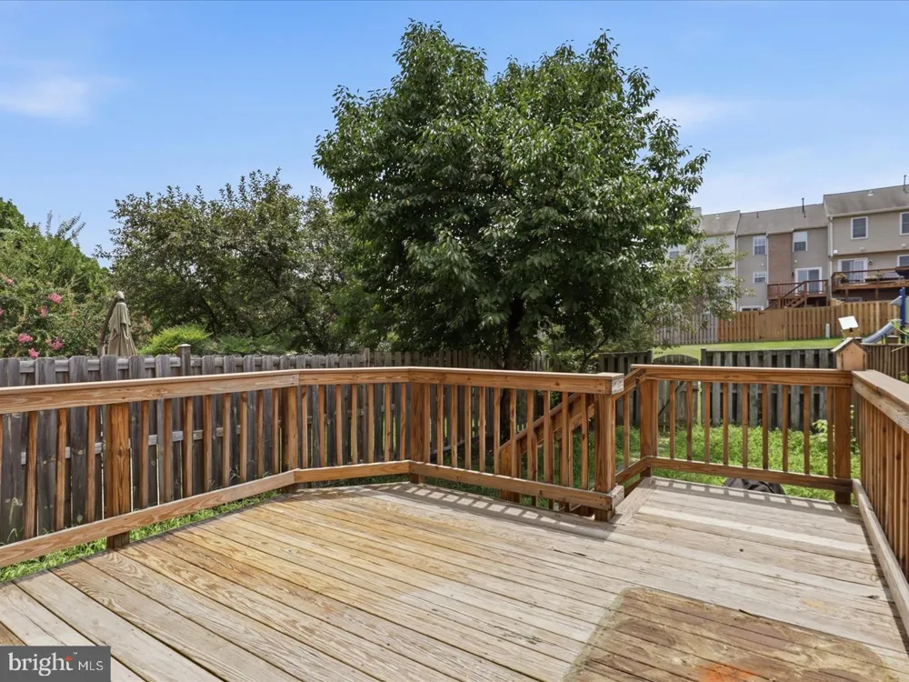 609 TAMMY TERRACE SE Leesburg, VA 20175