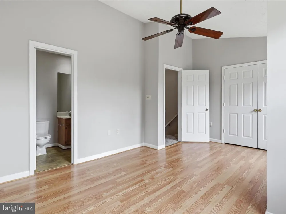 609 TAMMY TERRACE SE Leesburg, VA 20175