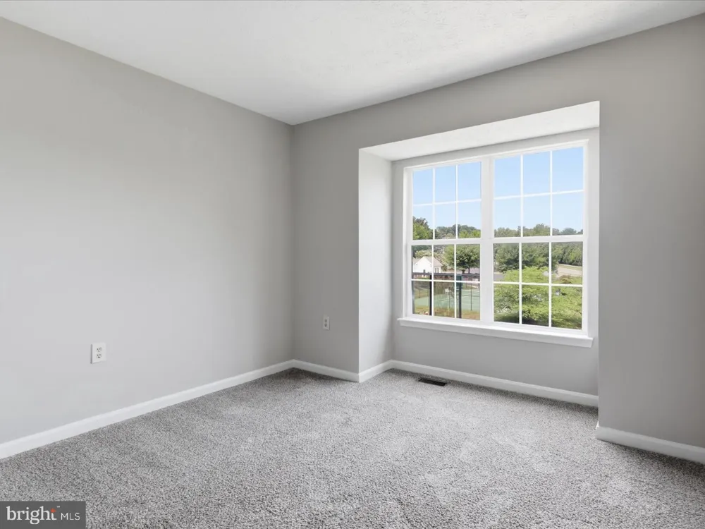 609 TAMMY TERRACE SE Leesburg, VA 20175