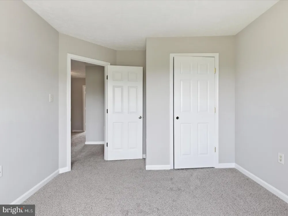 609 TAMMY TERRACE SE Leesburg, VA 20175