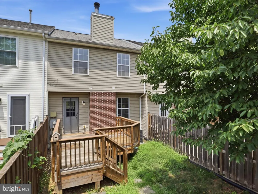 609 TAMMY TERRACE SE Leesburg, VA 20175