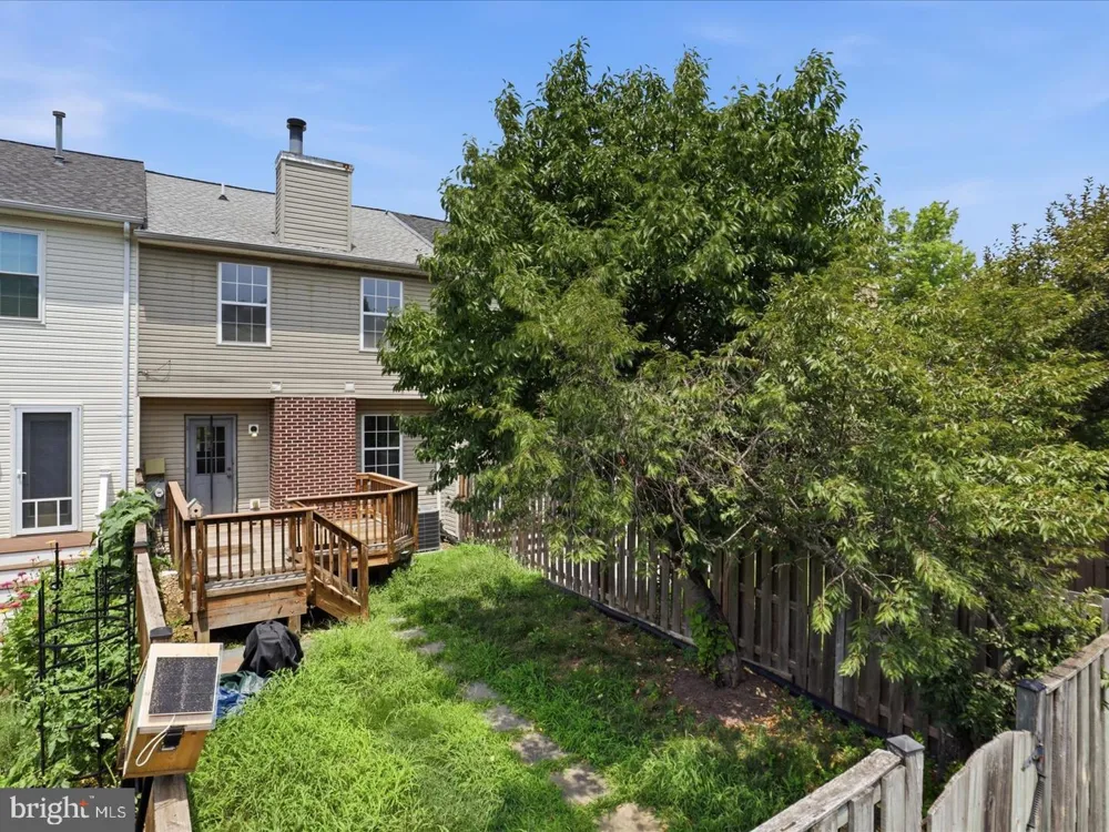 609 TAMMY TERRACE SE Leesburg, VA 20175