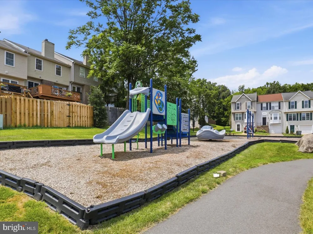 609 TAMMY TERRACE SE Leesburg, VA 20175