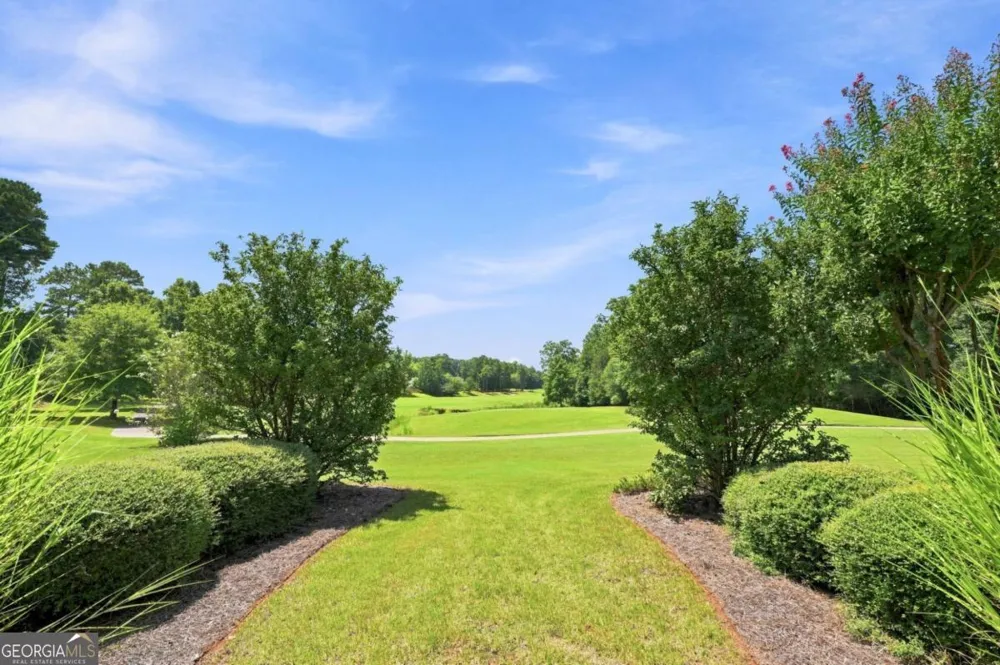 1604 Falcon CT Locust Grove, GA 30248